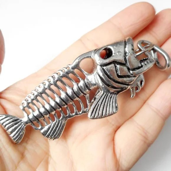 Men's necklace-24" length 3" large 3D silver tone fish skeleton pendant necklace - Picture 5 of 7
